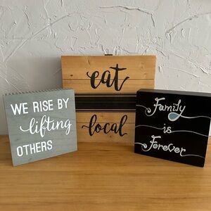 3 Wood decor signs